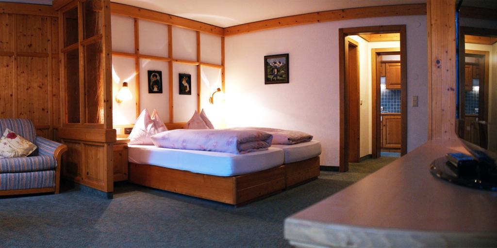 Hotel-Gasthof "Zur Muehle" Kaprun Room photo